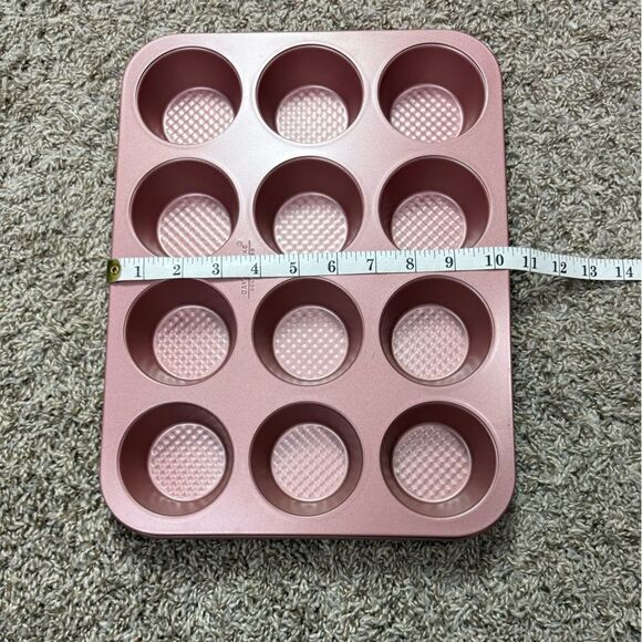 David Burke Rose Gold Pro Gourmet Muffin Cupcake Pan - Picture 4 of 5